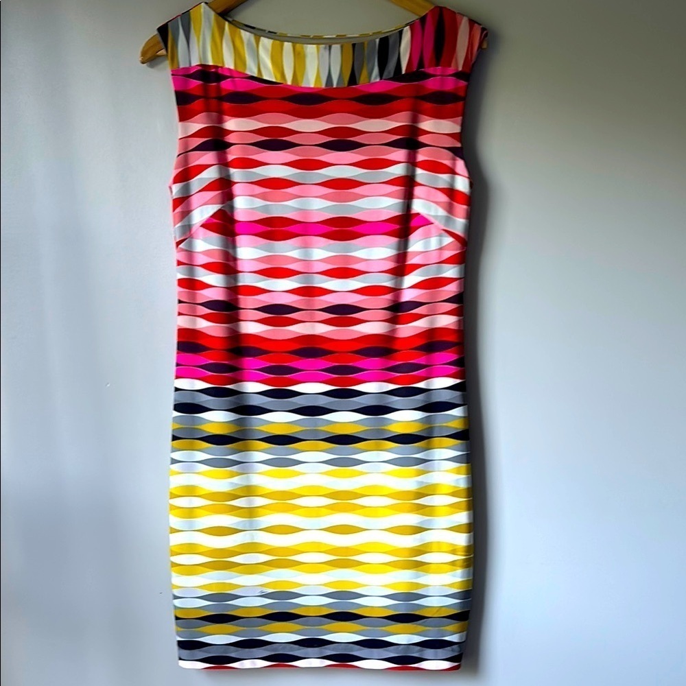 Trina Turk felana women's multicolor wavy striped sheath dress size 6